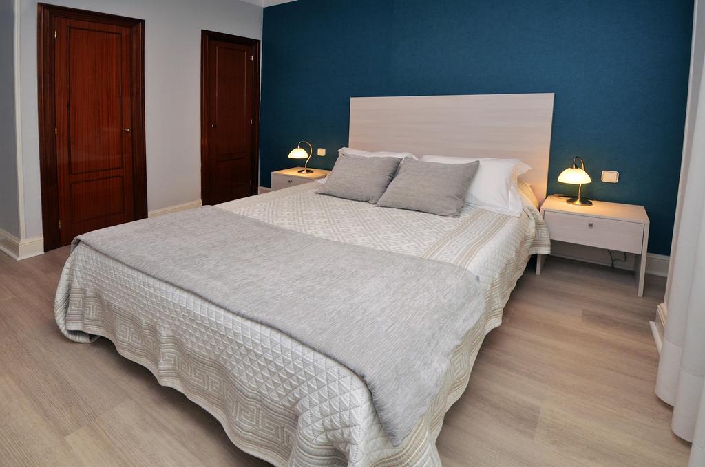 Hostal Vista Alegre Castro Urdiales Exterior foto