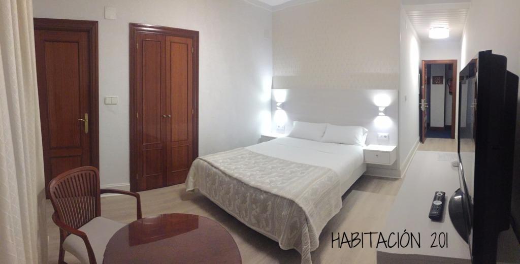 Hostal Vista Alegre Castro Urdiales Exterior foto