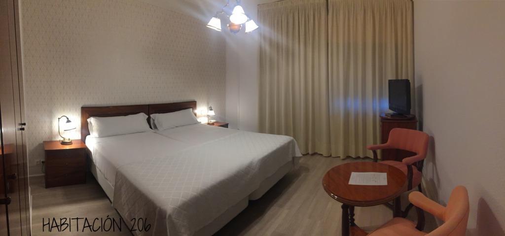 Hostal Vista Alegre Castro Urdiales Exterior foto