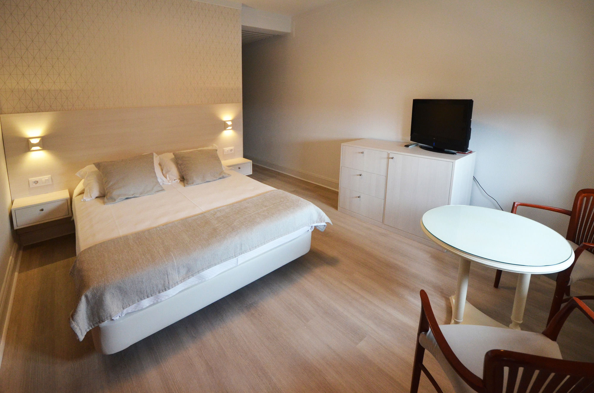 Hostal Vista Alegre Castro Urdiales Exterior foto